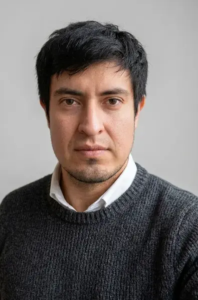 Michael Caro, técnico en mantenimiento y reparación de equipos médicos